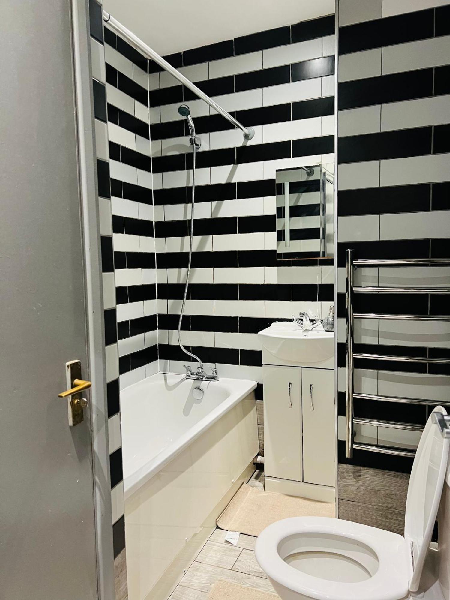 "Spacious Family, Friendly" 1 Bedroom In Kings Cross, St Pancras!!!118A London Exteriör bild